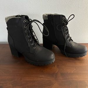 Black Womens Chunky Heel Boots